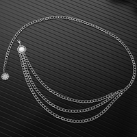 Vente en gros de chaîne à pampilles en métal d'alliage chaud chaîne de taille pour dames à la mode anneau unique de tempérament ceinture fine décorative rétro