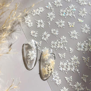 Mignon Étincelant Doux Décoratif Starlight <span class=keywords><strong>Film</strong></span> Arc Coloré <span class=keywords><strong>Amour</strong></span> Doux Sirène Queue Shell Lumière Gelée Fleur Nail Stickers - Product Image 2
