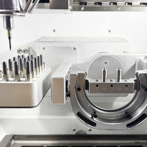 Equipo de Laboratorio Dental de Última Generación para Fresado en Seco de Bloques de Zirconia, Fresado Húmedo de Discos de Titanio y Cerámica de Vidrio de 5 Ejes para Fresado de Metal - Product Image 6