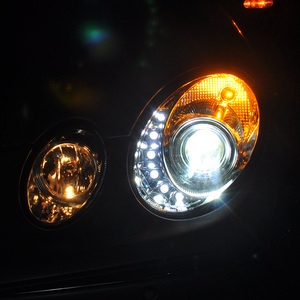2002-2009 <span class=keywords><strong>Benz</strong></span> <span class=keywords><strong>W211</strong></span> E-CLASS <span class=keywords><strong>E200</strong></span> E240 E280 E300 E350 phares de voiture 35W nouveau boîtier noir 6000K température de couleur - Product Image 3