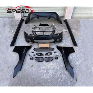 <span class=keywords><strong>Kit</strong></span> de Carrocería para <span class=keywords><strong>BMW</strong></span> <span class=keywords><strong>E60</strong></span> Actualización <span class=keywords><strong>M5</strong></span> Parachoques Delantero Parachoques Trasero Guardabarros Faldón Lateral Parrilla Escape <span class=keywords><strong>Kit</strong></span> de Carrocería para Actualización de <span class=keywords><strong>E60</strong></span> - Product Image 4