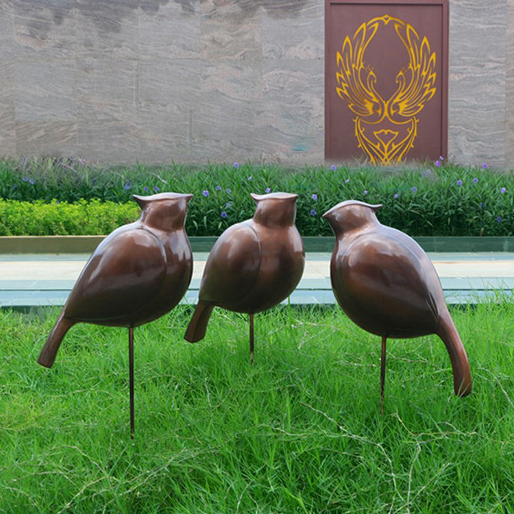 How to Choose the Best Garden Metal Bird Feeder: A Complete Buying Guide