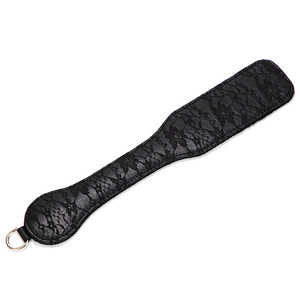 ไม้ตีมือลูกไม้สีแดงพร้อมห่วงโลหะสำหรับเล่นผู้ใหญ่ ของเล่น BDSM - Product Image 5