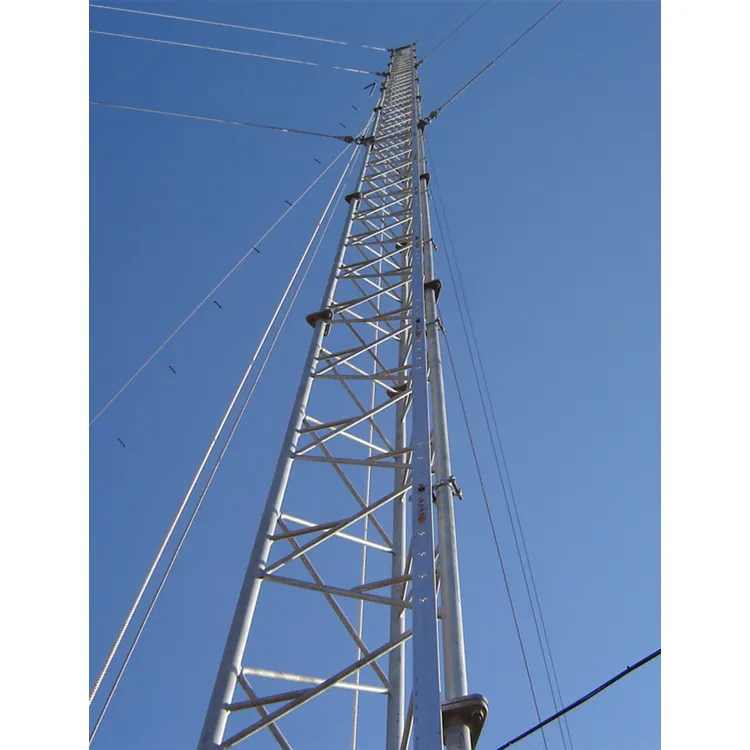 Driehoekige 3 Legged Gestaagde Draad Communicatie Radio Toren