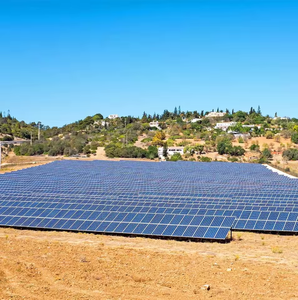 Panneau solaire <span class=keywords><strong>Yangtze</strong></span> 700W haute puissance 12BB, doté d'une efficacité de conversion élevée et d'une conception multi-busbar - Product Image 5