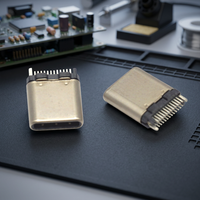 Connecteur USB 3.1 Type C mâle haute vitesse Ariba Technology, finition de contact doré pour soudure sur circuit imprimé, boîtier LCP, angle vertical en acier
