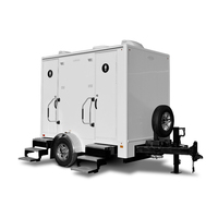 Toilettes portables de luxe modernes en acier avec construction en panneaux sandwich et design élégant pour les célébrations de mariage en plein air