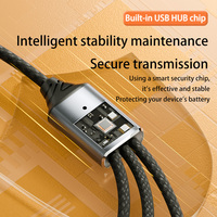 El cable concentrador USB multifunción tipo C a 3-USB-A permite cargar transferencias de archivos y conexiones OTG en todos sus dispositivos