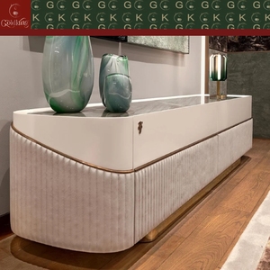 Consola de TV de Mármol Verde Veteado para Sala de Estar Moderna y Lujosa GOLDKING, Tela Fruncida Blanca de Alto Brillo, Personalizada Directamente de Fábrica - Product Image 6