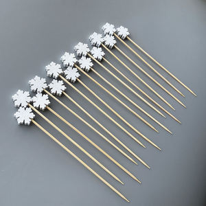 Bâtonnets en bambou jetables en forme de flocon de neige de Noël, personnalisables, pour décorer les gâteaux et les boissons - Product Image 5