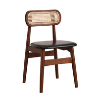 Chaises de salle à manger en bois massif empilables en chêne à dossier croisé pour événements et fêtes (vente en gros)