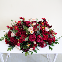 Arrangement floral artificiel moderne LFB26052, roses bordeaux, centre de table floral mixte, décoration pour réception de mariage, table de réception, événement à domicile