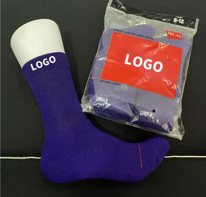 Chaussettes de sport universelles pour enfants et adultes, légères, anti-ampoules, respirantes, avec logo personnalisé, pour tenue quotidienne et entraînement sportif - Product Image 5