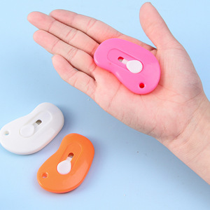 Mini Portable Utility Knife Stainless Steel Blade White Plastic Body For Office Paper Cutting And Packaging Use - Product Image 4