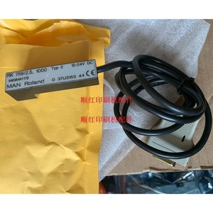 โรแลนด์ RK759/2.5 1000 โฟโตอิเล็กทริคเซนเซอร์ 12-24V DC สำหรับเครื่องพิมพ์ออฟเซต เกจวัดแรงดึง - Product Image 1