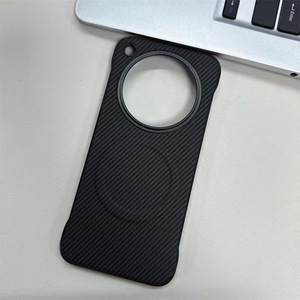 Couverture de téléphone magnétique antidérapante de qualité supérieure pour <span class=keywords><strong>OPPO</strong></span> Find X8S Coque en fibre de carbone de qualité supérieure Finition mate Logo de qualité militaire - Product Image 6