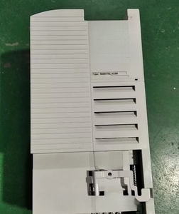 New e82ev752 _ 4c200 e82ev752 _ 4c040 e82ev752 _ 4C tự động hóa công nghiệp CNC Robotics điều khiển chuyển động servo điều khiển - Product Image 2