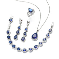Ensemble de bijoux élégant pour femme en laiton avec collier, boucles d'oreilles, bague et bracelet en zircon cubique goutte d'eau pour mariée