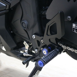 Para accesorios de motocicleta Yamaha R3 R25 Pedal delantero modificado hacia arriba Pedal competitivo 2015-2022 - Product Image 5