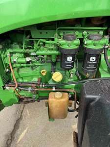 Tracteur American John a Deer d'occasion 5E-1004 100hp 120hp 140hp John d'occasion. Dere un tracteur d'occasion tracteur agricole avec cabine ou sans cabine - Product Image 3