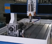 Machine de gravure CNC miniature 4 axes 6040 6090 pour la sculpture sur bois