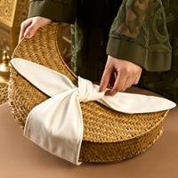 Boîte de rangement et d'emballage personnalisée en tissu brodé, forme croissant, pour desserts, pâtisseries, dattes et chocolats, qualité alimentaire, pour l'Aïd