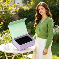 Boîte cadeau magnétique vert clair et violet avec insert floqué, logo en feuille d'or pour l'emballage de produits cosmétiques et de soins de la peau