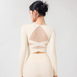 Conjunto de 2 Piezas: Top de Yoga de Manga Larga con Recortes y Pantalones Acampanados, Transpirable, Ajuste Delgado con Almohadillas en el Pecho, <span class=keywords><strong>Ropa</strong></span> Deportiva <span class=keywords><strong>para</strong></span> Correr y Gimnasio - Product Image 4