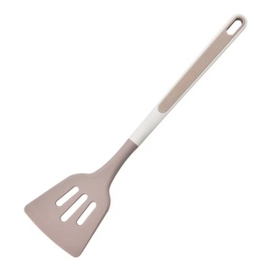 Juego de Utensilios de Cocina Desechables de Silicona al por Mayor, 3 Piezas con Mango de PP, Diseño Moderno para Uso Doméstico y en Restaurantes - Product Image 1