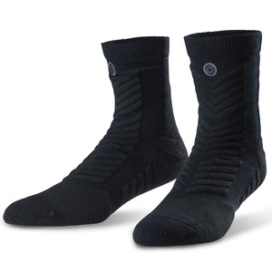 Couleur unie <span class=keywords><strong>Compression</strong></span> Rembourrage Épais Serviette <span class=keywords><strong>Bas</strong></span> Hommes Sport D'élite Combat Tube Chaussettes de Basket-Ball - Product Image 4