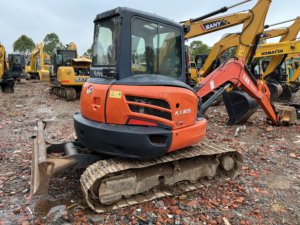 รถขุดไฮดรอลิกตีนตะขาบ DOOSAN KX165 สีส้ม พร้อมห้องโดยสาร รถก่อสร้างมือสอง น้ำหนัก 5540 กก. อะไหล่หลักได้รับการรับรอง ใช้งานมาแล้ว 0-2000 ชั่วโมง - Product Image 1