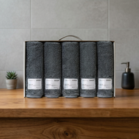 Living Crafts Juego de Cinco Toallas de Algodón Gris Damasco, Suaves y Absorbentes, en Caja de Regalo, Marca Original Contemporánea, Listo para Venta Minorista