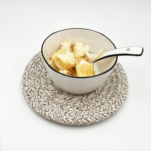 <b>Round</b> Braided Cloth Place Mat Geometric Pattern Simple Style Washable Home Use Medium Thickness - Product Image 1