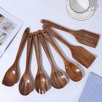 Ensemble d'ustensiles de cuisine en bois massif de qualité supérieure, cuillère, spatule, louche, collection d'outils de cuisine