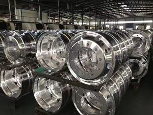 RCSR 18 19 20 21 22 pouces finitions personnalisées jantes en alliage d'aluminium monobloc forgé moyeu <span class=keywords><strong>de</strong></span> <span class=keywords><strong>roue</strong></span> à verrouillage central pour <span class=keywords><strong>Alfa</strong></span> <span class=keywords><strong>Romeo</strong></span> GIULIA - Product Image 6