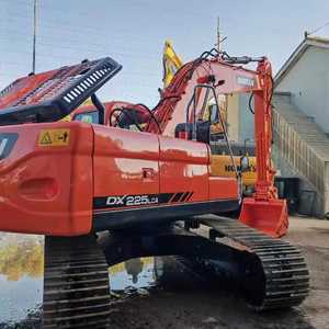 รถขุด Doosan DX225LC มือสอง ผลิตที่เซี่ยงไฮ้ สีเดิม ปี 2018 รุ่น 22 ตัน เครื่องยนต์และมอเตอร์ - Product Image 1