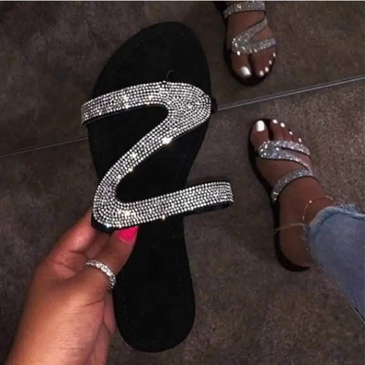 Yeni rhinestone bayanlar flats ayakkabı kapalı açık şık kadın düz alt sandalet yaz artı boyutu kadın terlik