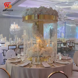 Decoración de Mesa de Boda Elegante, Soportes para Flores con Cortina de Cuentas de Cristal, Base de Acero Inoxidable Dorado - Product Image 1
