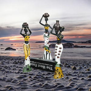 Statua Artigianale in Resina di Personaggio Femminile Africana da Film e TV, Scultura Tribale Ecologica Personalizzata OEM/ODM, Decorazione Etnica su Misura - Product Image 3