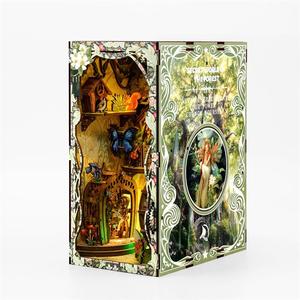Kit de bricolage Book Nook Forest Secret Realm 230x180x110mm, modèle en bois à assembler pour adolescents - Product Image 1