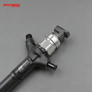หัวฉีดน้ำมันดีเซล 23670-59036 095000-7711 วาล์วหัวฉีดสำหรับ Toyota Land Cruiser 200 Lexus LX450d 1VD-FTV เครื่องยนต์ V8 4.5 ลิตร - Product Image 2