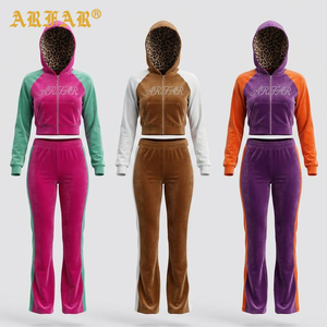 Completo da donna in <span class=keywords><strong>velluto</strong></span> 2 pezzi personalizzato autunno/inverno <span class=keywords><strong>con</strong></span> strass, felpa <span class=keywords><strong>con</strong></span> cappuccio e <span class=keywords><strong>pantaloni</strong></span> in <span class=keywords><strong>velluto</strong></span> <span class=keywords><strong>con</strong></span> stampa leopardata, stile Y2K streetwear - Product Image 1