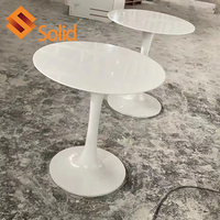 Chaises de 250 cm à surface solide, table ronde, pour cafétéria