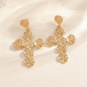 Jingciren Boutique Party <b>Earrings</b> Pearl <b>Earrings</b> <b>Earrings</b> 999 <b>Earrings</b> Titanium <b>Earrings</b> - Product Image 3