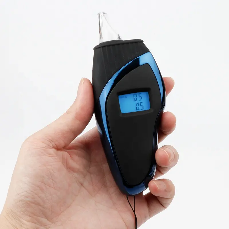 Mini taşınabilir el dijital Breathalyzer nefes elektronik alkol test cihazı için sarhoş sürüş alkollü anahtarlık