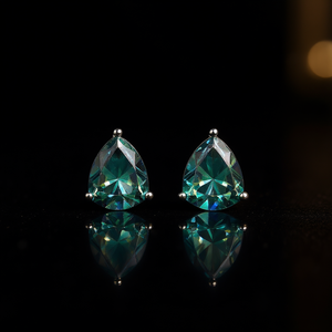 Elegantes Pendientes de Plata 925 con Cuarzo Arcoíris para Mujer, Forma de Gota de Agua, Engaste de Garra, Joyería Minimalista para Uso Diario - Product Image 2