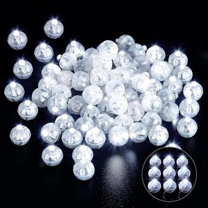 Balle lumineuse LED vibrante et colorée rouge et bleue, activée par le mouvement, pour fournitures de fête néon - Grande Vente - Product Image 1