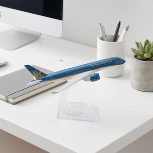 Modellino in Metallo Pressofuso dell'Airbus A350 Vietnam Airlines in Scala 1/400, 16cm, con Supporto - Product Image 3