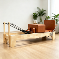Reformer de Pilates portable et réglable en bois d'érable ou de chêne, durable, avec sangles de sécurité et poulies pour studio de Pilates