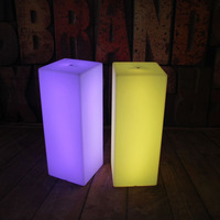 Table de bar carrée moderne en plastique, 16 couleurs changeantes, à LED clignotantes, haute, pour usage commercial, produits rotomoulés, vente en gros